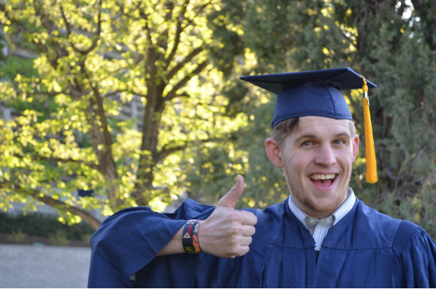 Top 5 Benefits of buying a degree online